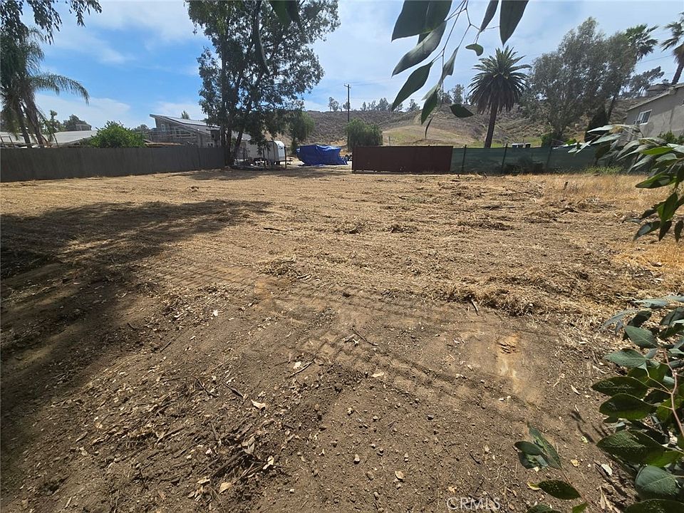 2nd image of 30527 Illinois St Lot 57