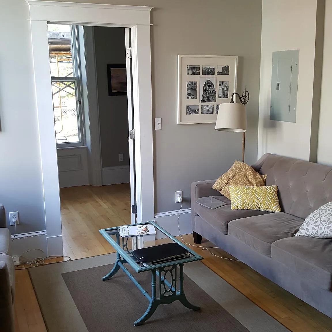 2 bed, 1000 sqft, $2,325 — Photo 2