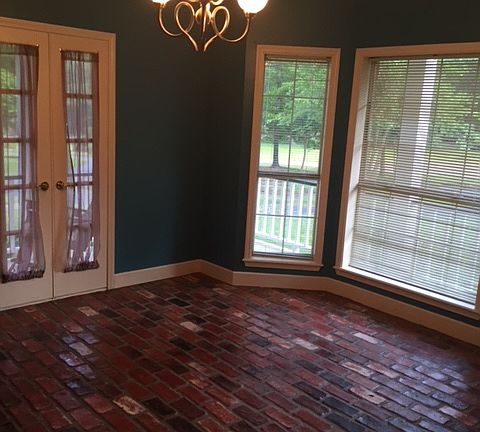 4th image of 414 Kayla Dr