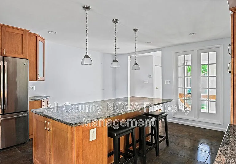8108 Timber Valley Ct — Photo 21