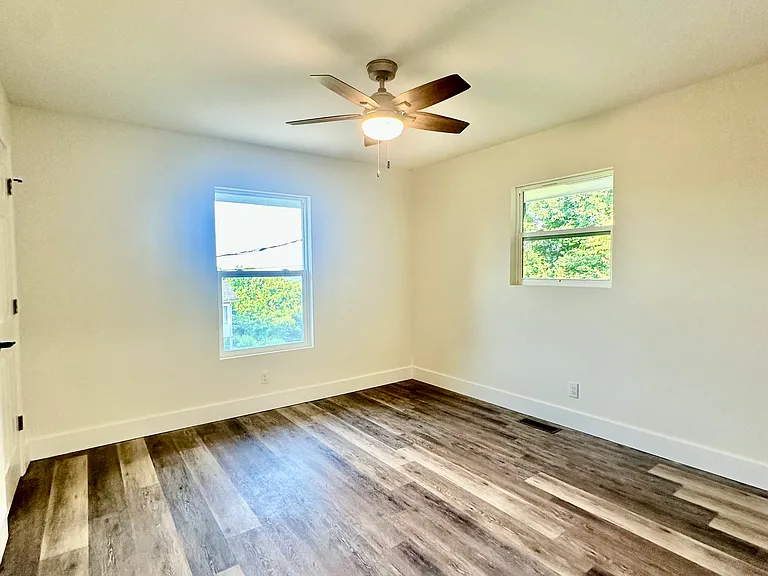 2814 Ridge Crest Dr — Photo 18