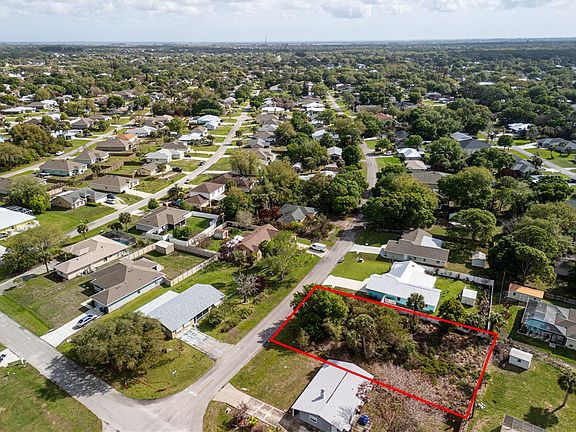 5th image of 774 Bayfront Ter