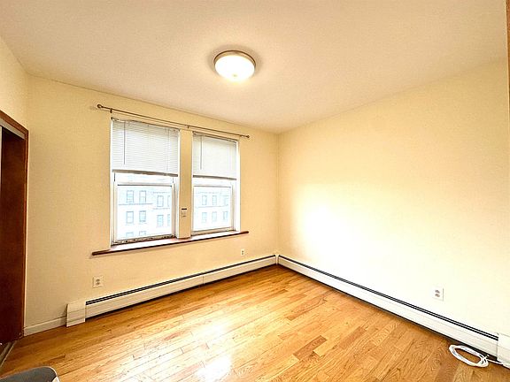2nd image of 2700 Kennedy Blvd APT 514