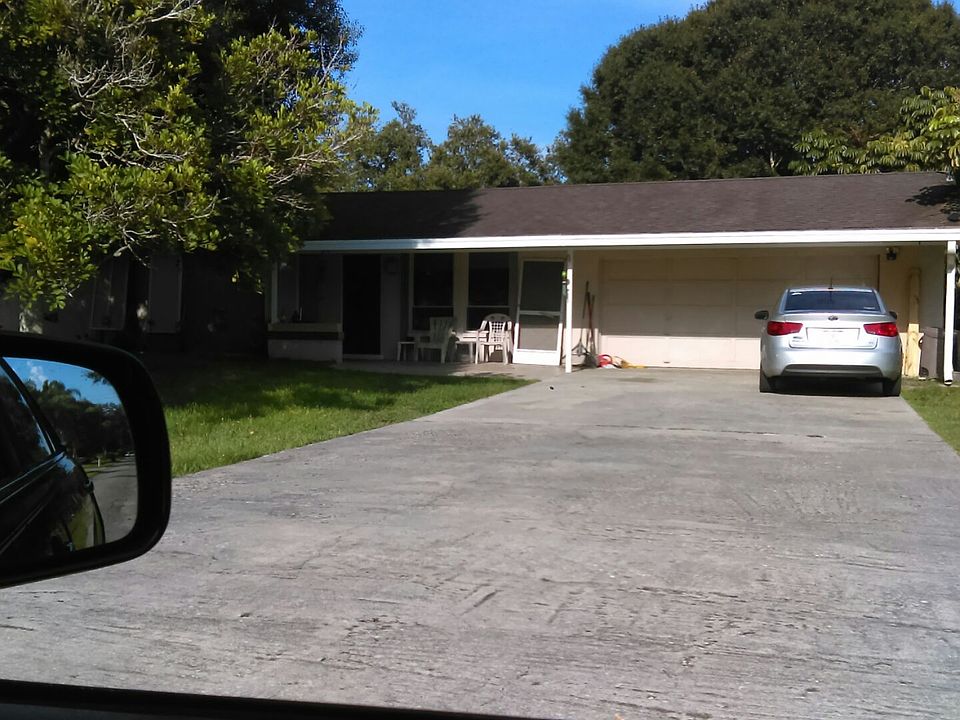 1st image of 17100 Carolyn Ln