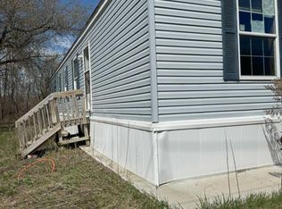 Neighbors of Conwells, Peru, NY 12972