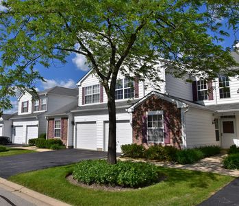 11 Hoover Ct #A, Streamwood, IL, 60107