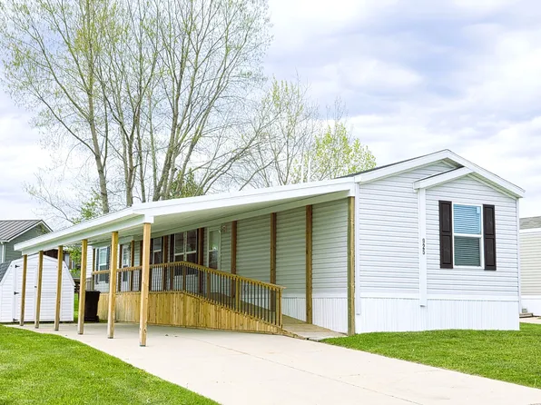 925 Boxwood Dr #187, Hastings, MI 49058
