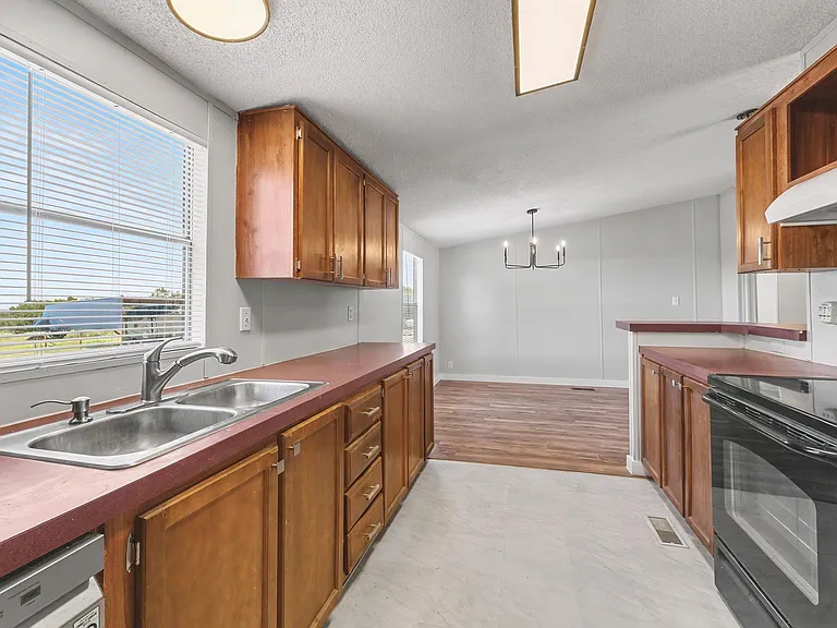 930 County Road 224 — Photo 10