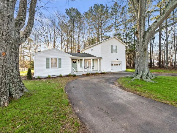 215 Breazeale Dr, Williamston, SC 29697