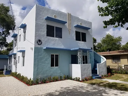 354 NW 59th Ter Photo 1
