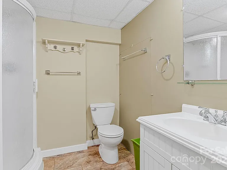 15 Zephyr Dr — Photo 21
