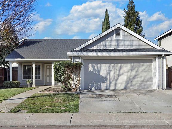 3rd image of 1761 Toiyabe Ln