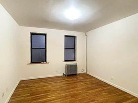 30-67 33rd St, Astoria, NY