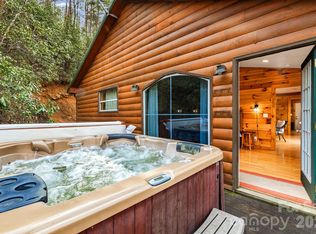 157 Crosspatch Ln, Bryson City, NC 28713