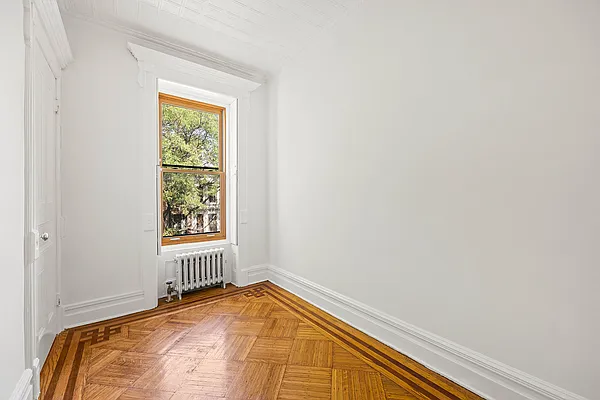 Rented by Compass | media 3