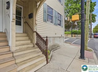 402 Wyandotte St, Bethlehem, PA 18015