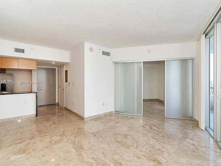 1750 N Bayshore Dr #1515 — Photo 4