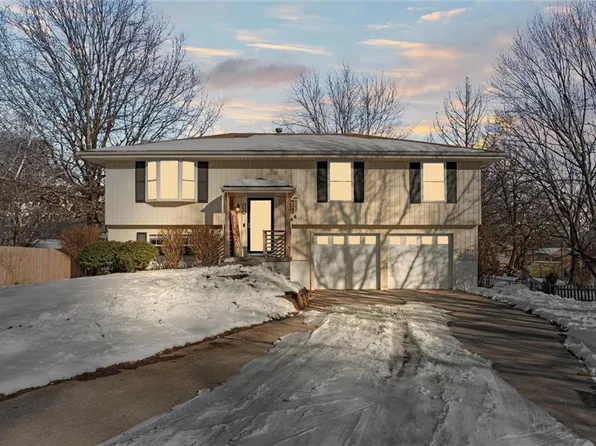 109 14th Ave N, Greenwood, MO 64034