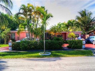 10840 SW 41st Ter, Miami, FL 33165