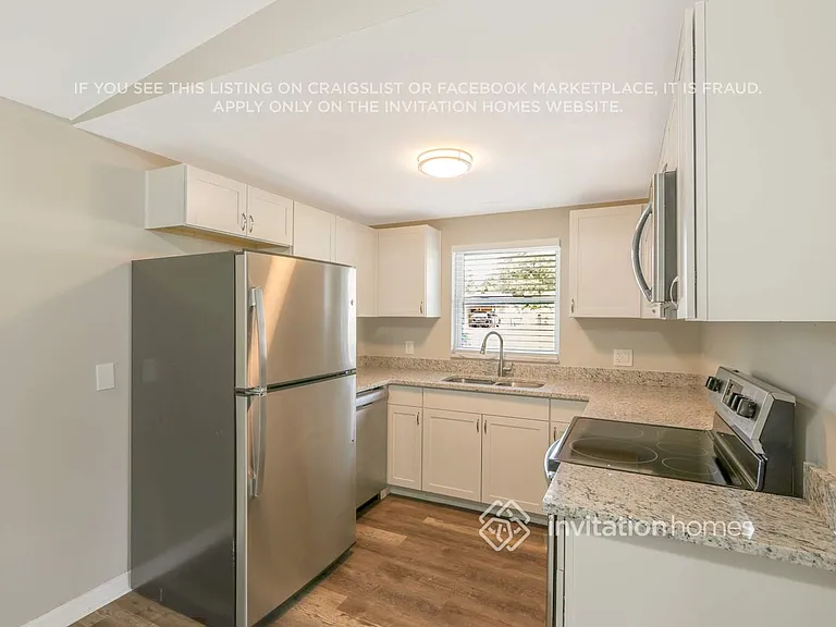 8648 79th Pl — Photo 4