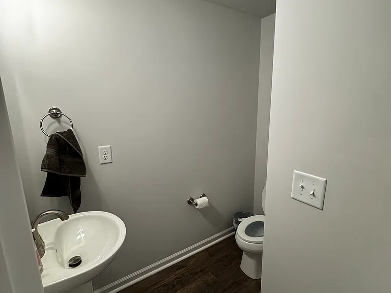 148 Gervais Cir — Photo 1