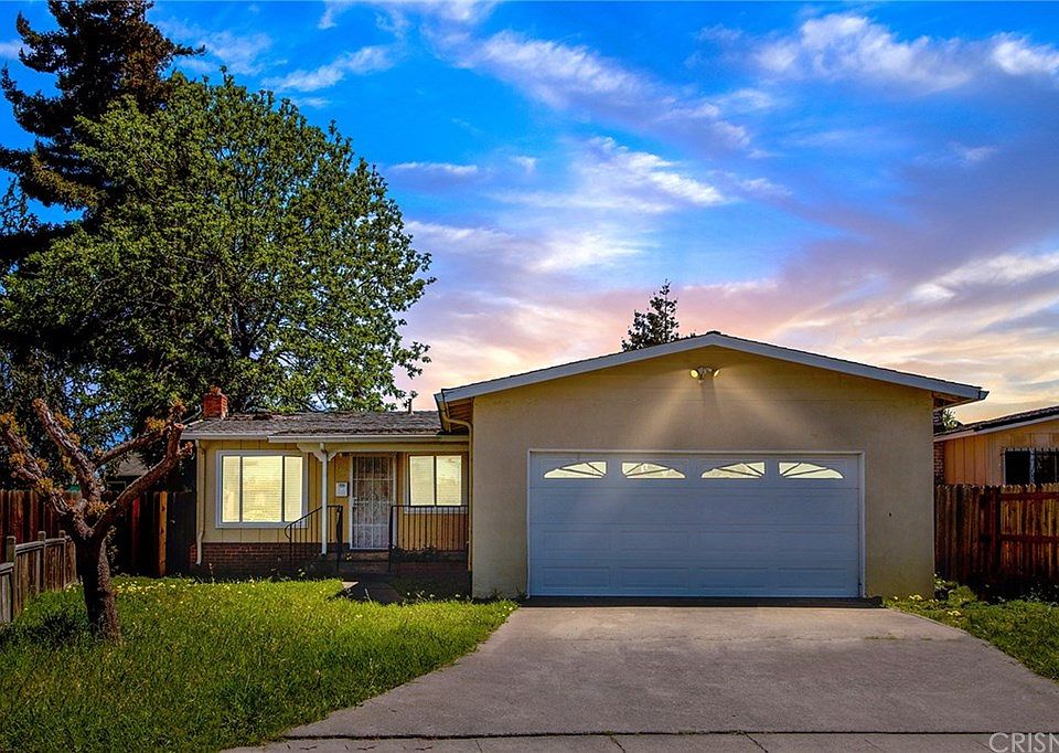 1st image of 2482 Frieda Ct