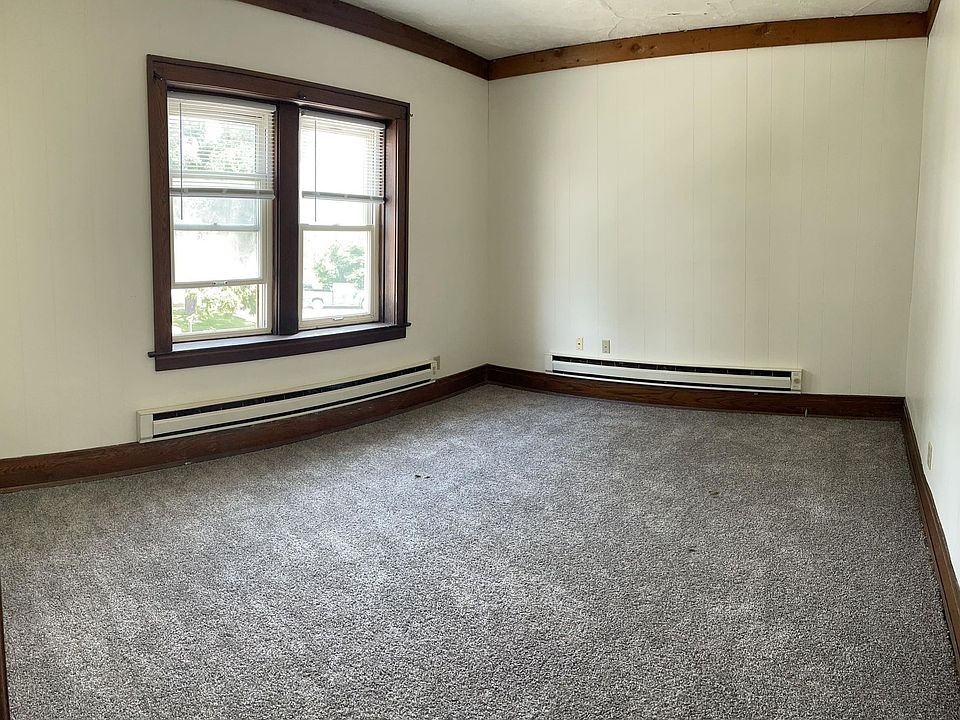 1st image of 720 6th Ave N APT 5