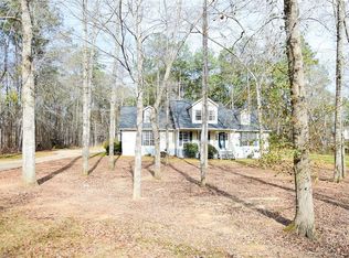 150 Crystal Creek Dr, Wetumpka, AL 36092