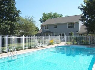 5614 Gatewood Ln, Greendale, WI 53129