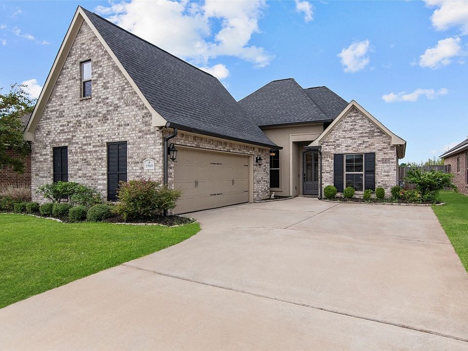 1969 Valdemar Pl, Bossier City, LA 71112 | MLS #20477042 | Zillow