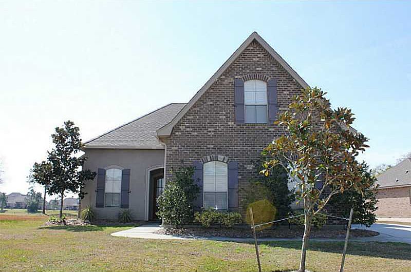 1st image of 234 Cypress Lakes Dr