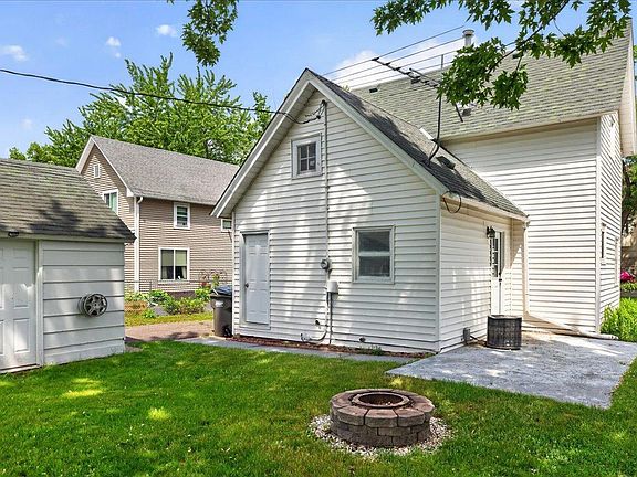 4th image of 6429 Maple St