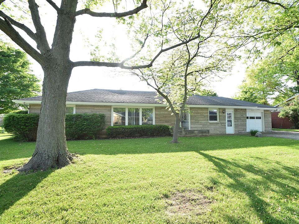 936 S Westchester Park Dr