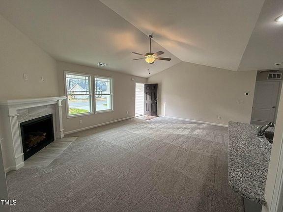 3rd image of 301 Lotus Ave