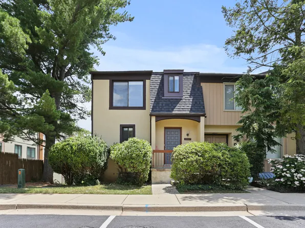 10667 Muirfield Dr, Rockville, MD 20854