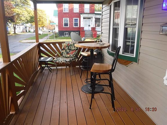 4th image of 629 Morris St