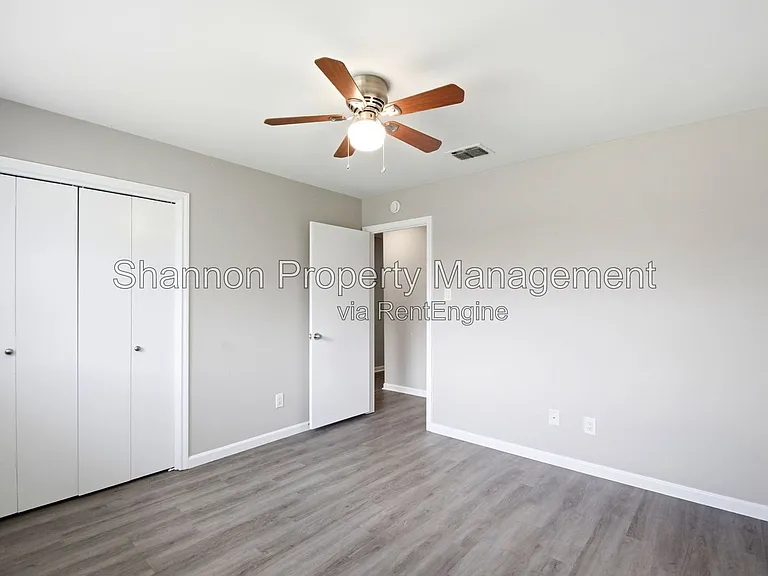 6215 Autumn Arbor Dr — Photo 19