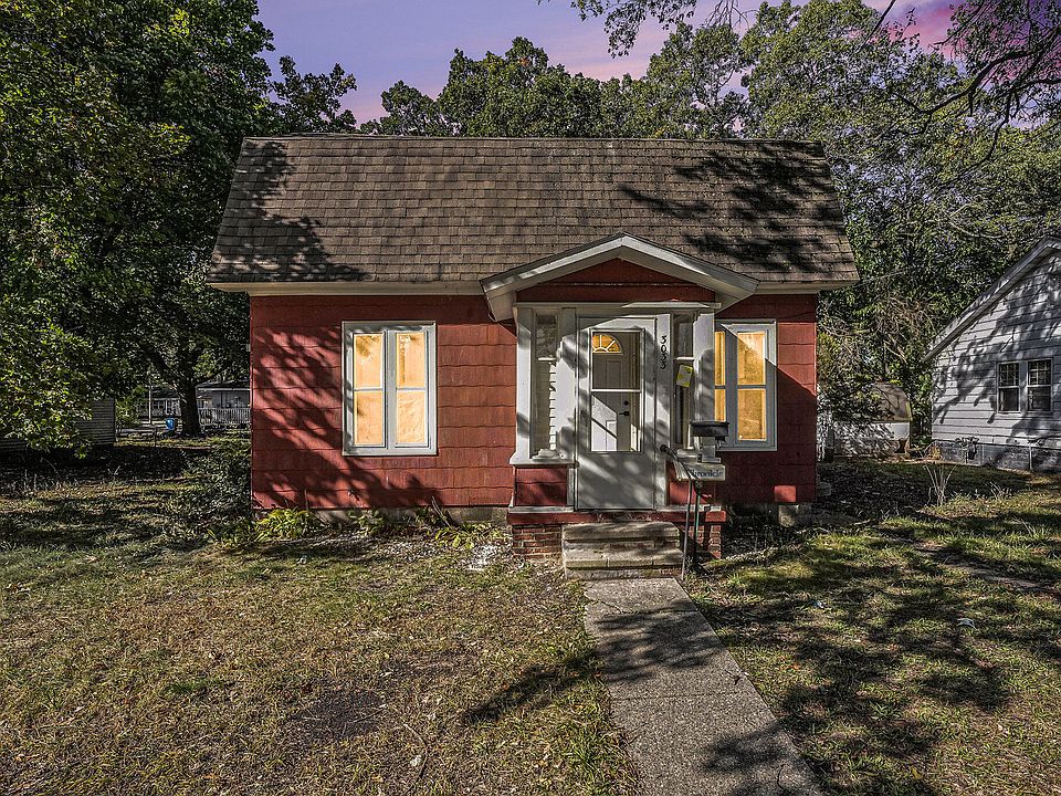 1st image of 3033 Glendale St