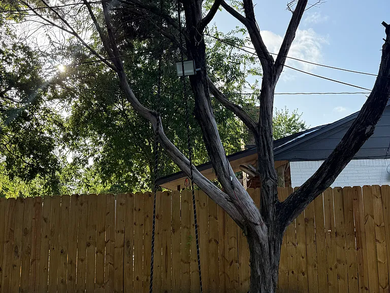 1611 Big Bend Dr — Photo 4