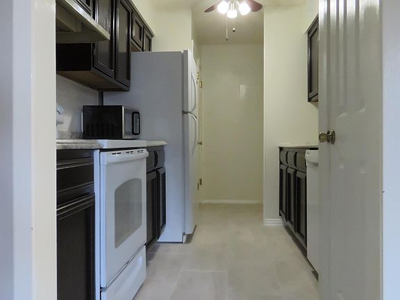 5th image of 7202 Mansions Dr Unit C3
