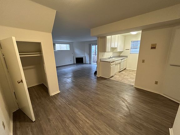 3rd image of 10919 Peach Grove St #9