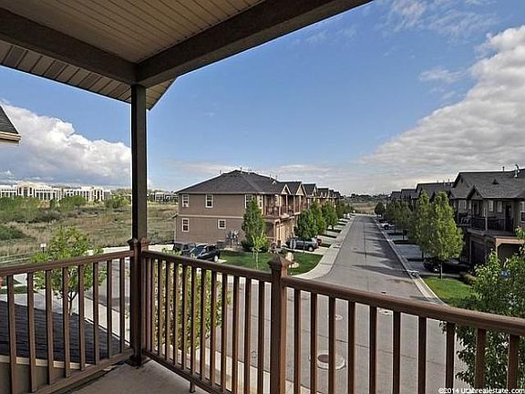 5th image of 546 W Birch Park Dr