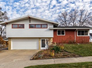 1552 4th Ave SW, Rochester, MN 55902