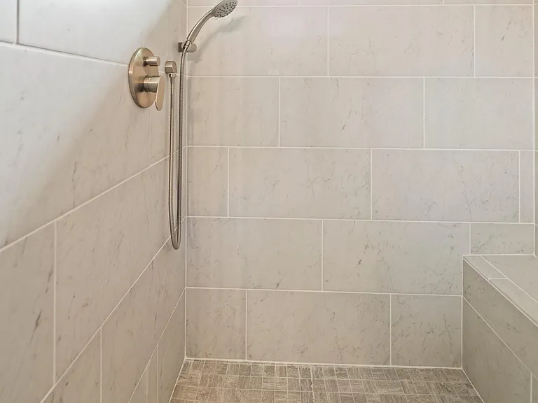 1408 Deer Ledge Trl — Photo 24