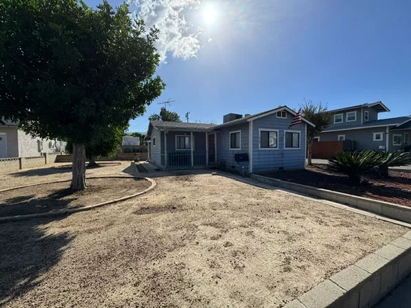 964 W Olive St, Corona, CA 92882
