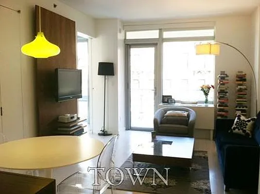Rented by Town Residential | media 14