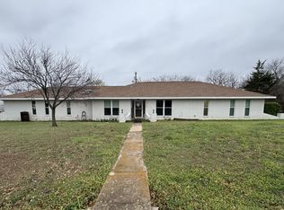 910 Panorama Loop, Waxahachie, TX 75165