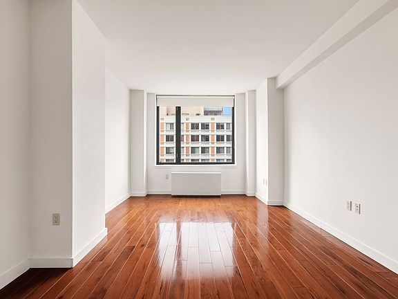 4th image of 380 Lenox Avenue 4e #4E