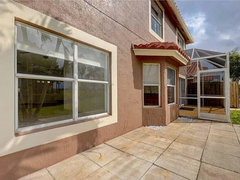 10758 Lake Jasmine Dr — Photo 28