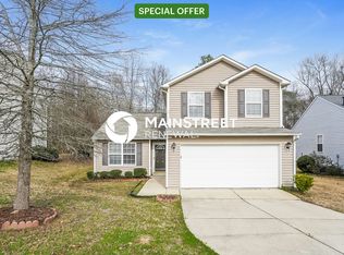 252 N Honey Springs Ave, Fuquay Varina, NC 27526